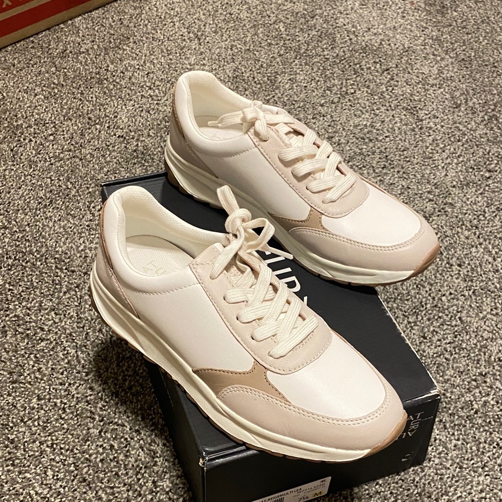 Naturalizer Cream and Tan Athletic Shoes